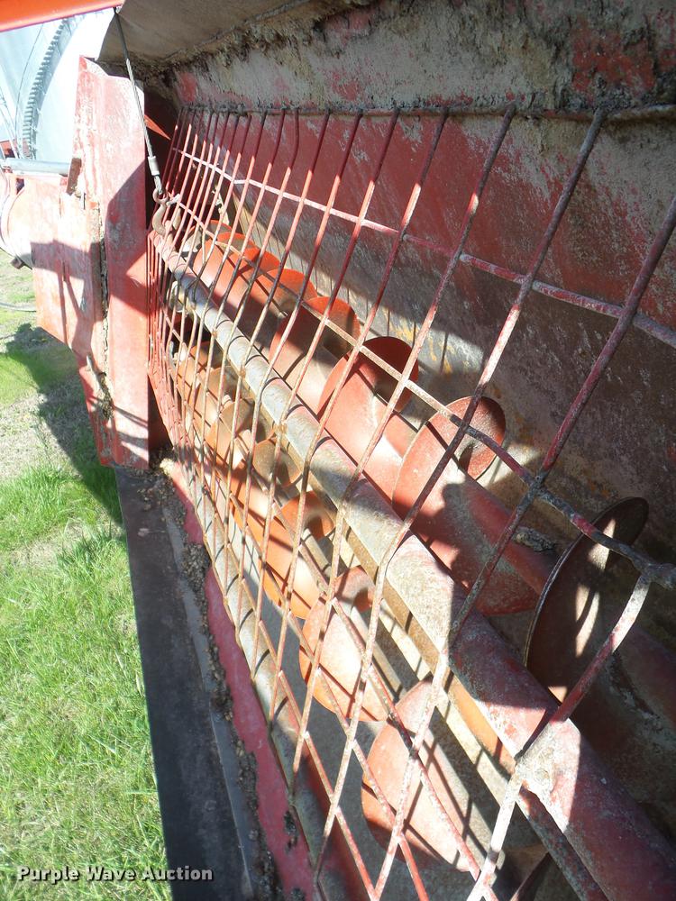 image for item AY9521 Westfield MK130-91 Plus grain auger