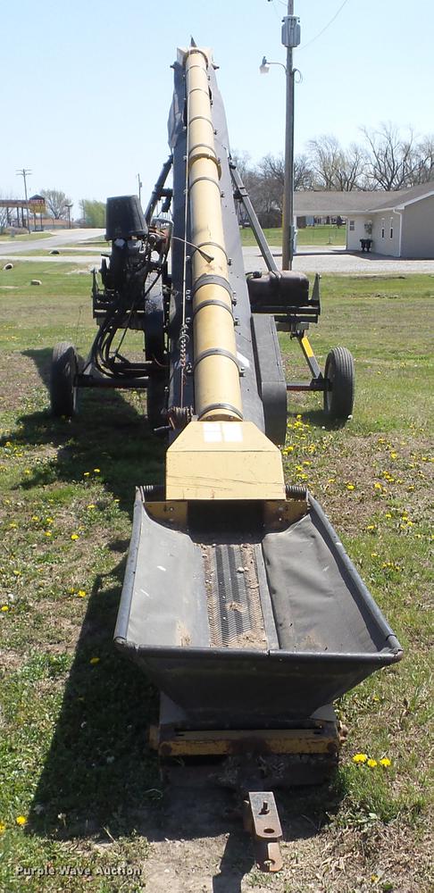 image for item AY9522 Convey All TCSNH-1035 grain conveyor