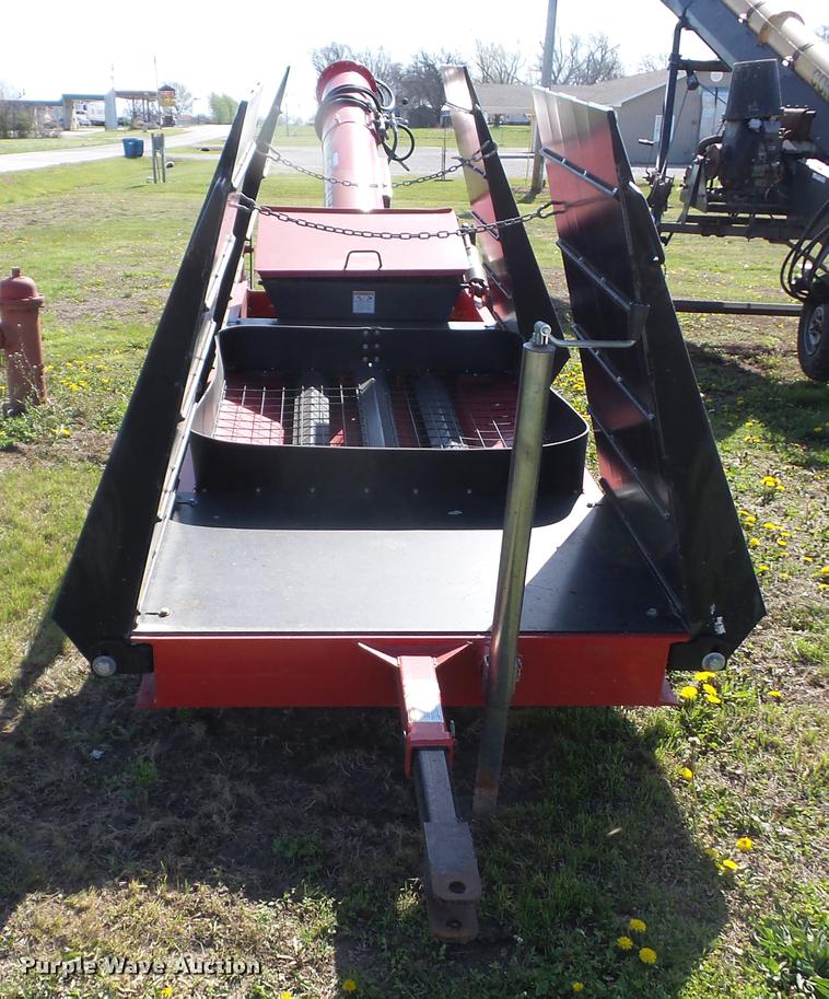 image for item AY9523 Westfield drive over grain pit