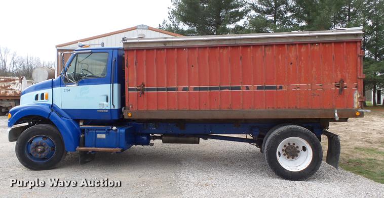 image for item DB7178 2000 Sterling L7501 grain truck