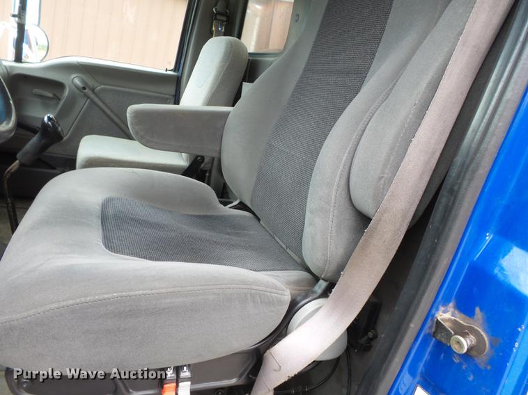 image for item DB7178 2000 Sterling L7501 grain truck