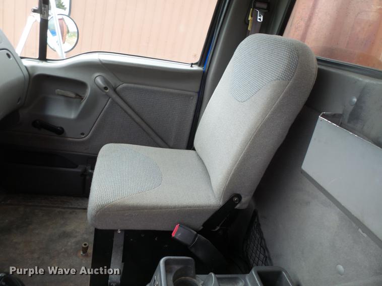 image for item DB7178 2000 Sterling L7501 grain truck