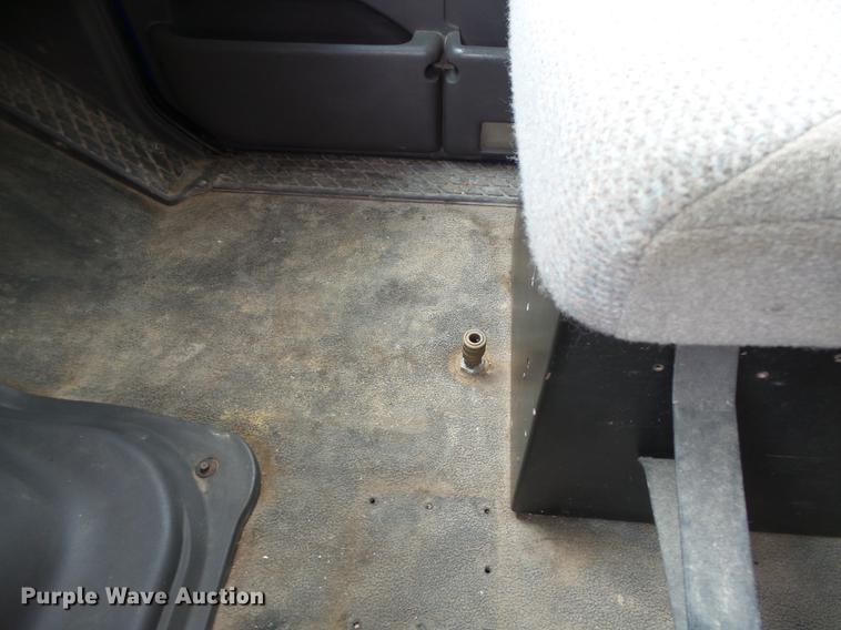 image for item DB7178 2000 Sterling L7501 grain truck