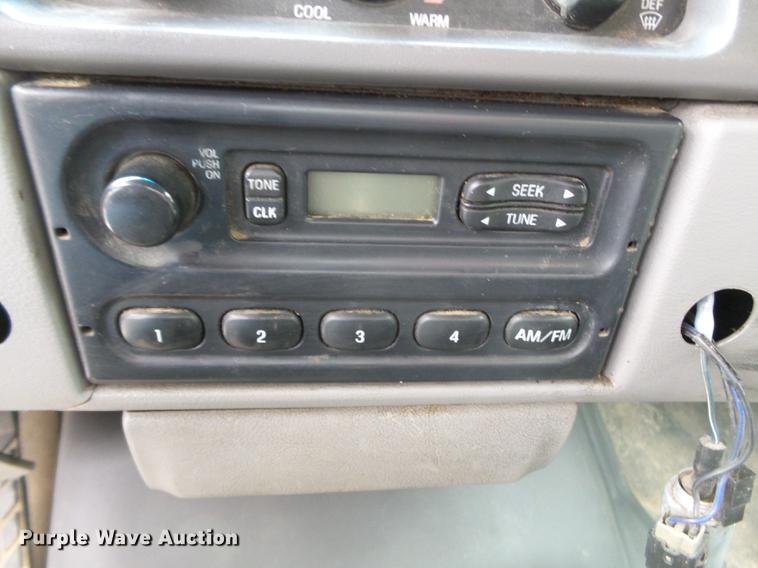 image for item DB7178 2000 Sterling L7501 grain truck