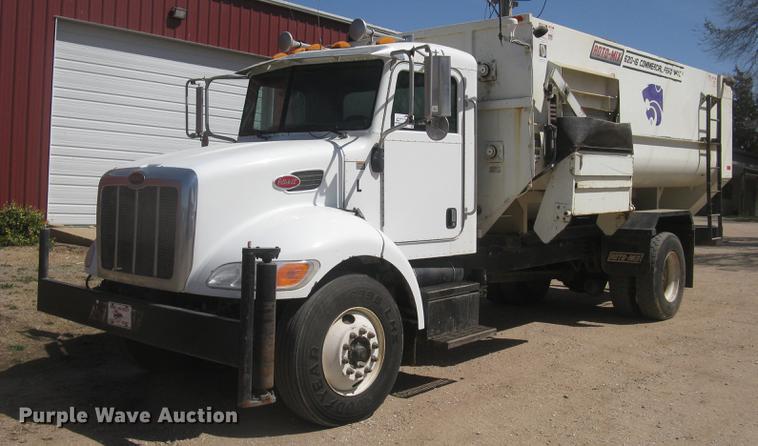 image for item DC2294 2008 Peterbilt 335 feed mixer truck