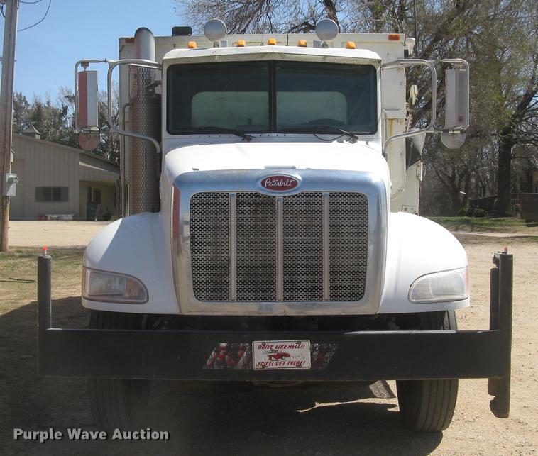 image for item DC2294 2008 Peterbilt 335 feed mixer truck