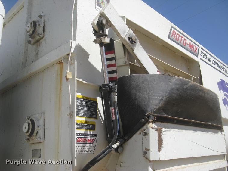 image for item DC2294 2008 Peterbilt 335 feed mixer truck