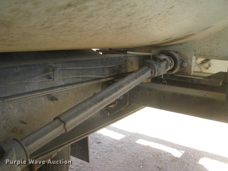 image for item DC2294 2008 Peterbilt 335 feed mixer truck