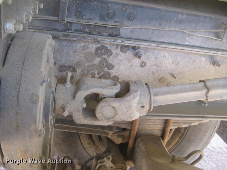 image for item DC2294 2008 Peterbilt 335 feed mixer truck