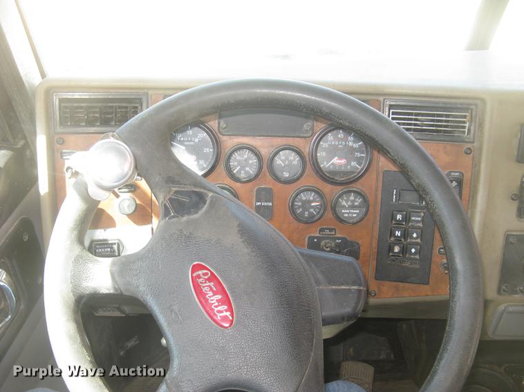 image for item DC2294 2008 Peterbilt 335 feed mixer truck