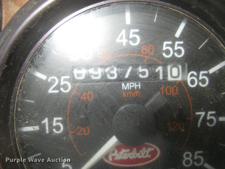 image for item DC2294 2008 Peterbilt 335 feed mixer truck