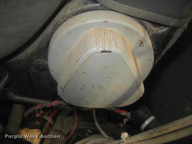 image for item DC2294 2008 Peterbilt 335 feed mixer truck