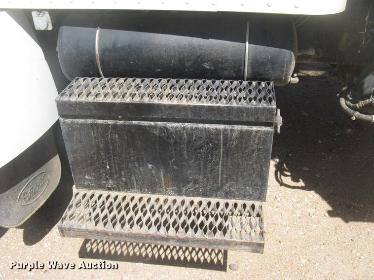 image for item DC2294 2008 Peterbilt 335 feed mixer truck