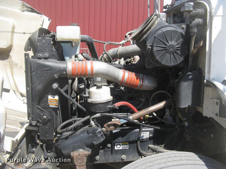 image for item DC2294 2008 Peterbilt 335 feed mixer truck