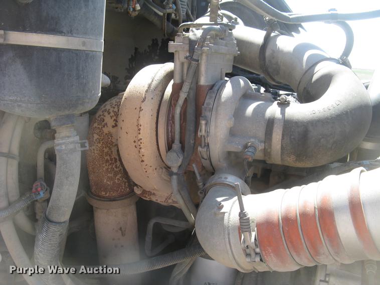 image for item DC2294 2008 Peterbilt 335 feed mixer truck