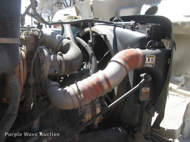 image for item DC2294 2008 Peterbilt 335 feed mixer truck