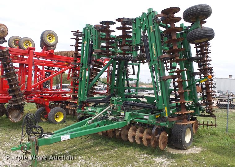 image for item DC3012 2006 Great Plains 4000TT vertical tillage