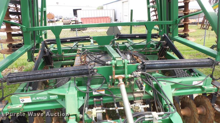 image for item DC3012 2006 Great Plains 4000TT vertical tillage