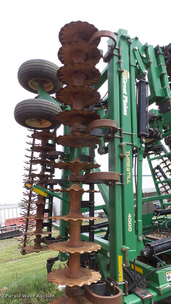 image for item DC3012 2006 Great Plains 4000TT vertical tillage