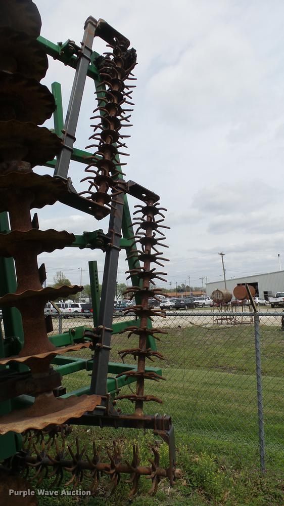 image for item DC3012 2006 Great Plains 4000TT vertical tillage