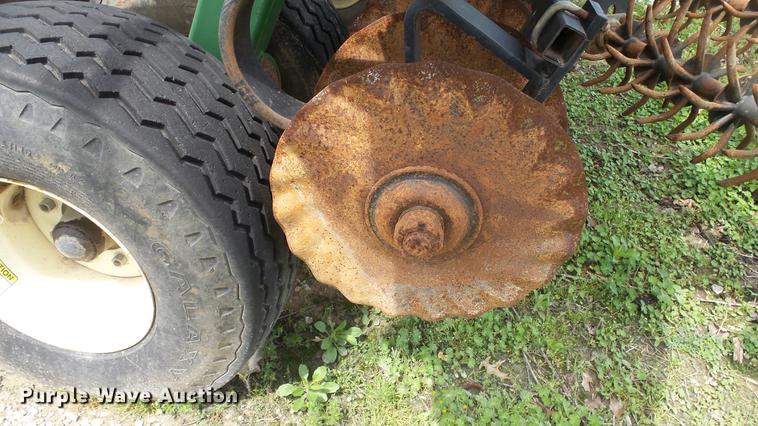 image for item DC3012 2006 Great Plains 4000TT vertical tillage