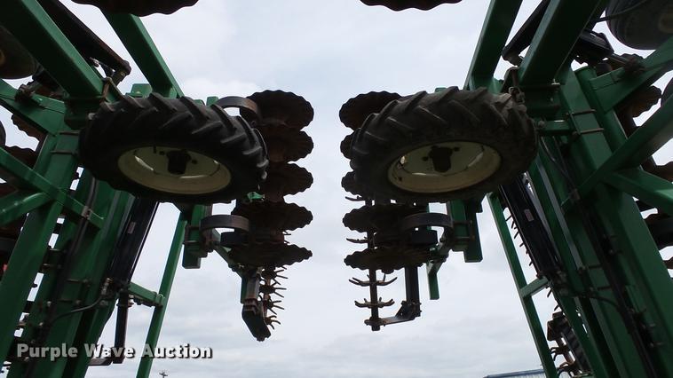 image for item DC3012 2006 Great Plains 4000TT vertical tillage
