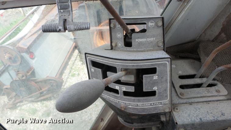 image for item DC3013 1980 Massey Ferguson 2675 tractor