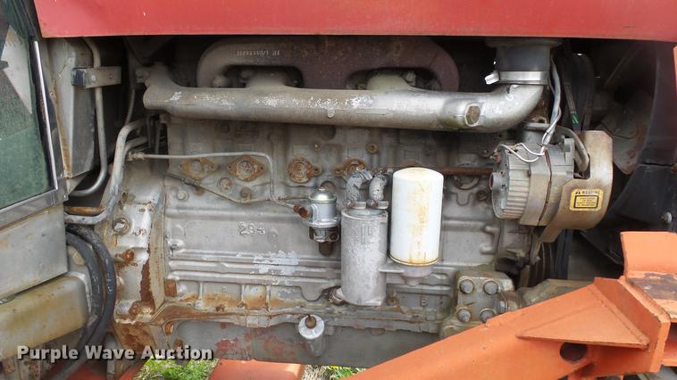 image for item DC3013 1980 Massey Ferguson 2675 tractor