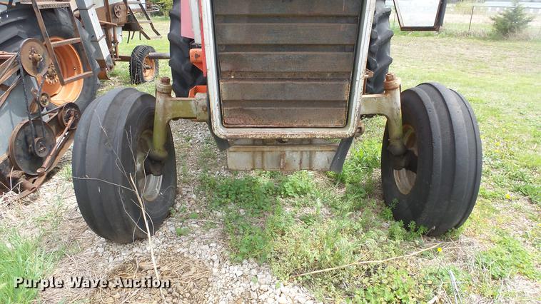 image for item DC3013 1980 Massey Ferguson 2675 tractor