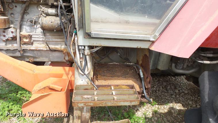 image for item DC3013 1980 Massey Ferguson 2675 tractor