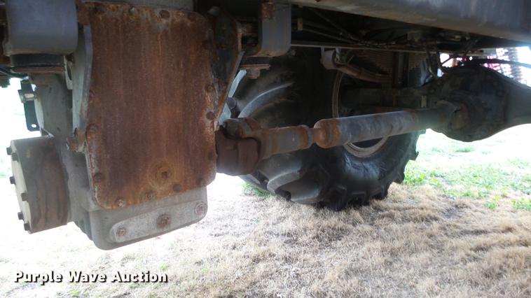 image for item DC3030 2013 Ag-Chem TerraGator TG8400 dry applicator