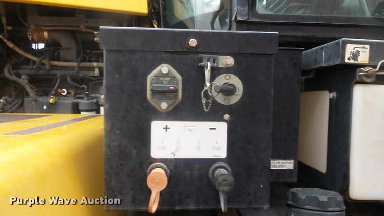 image for item DC3030 2013 Ag-Chem TerraGator TG8400 dry applicator