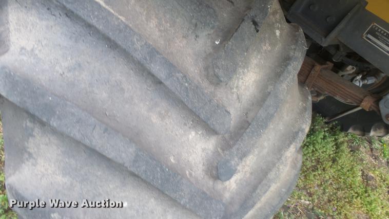 image for item DC3030 2013 Ag-Chem TerraGator TG8400 dry applicator