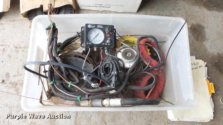 image for item DC3043 John Deere 7200 Max Emerge 2 planter