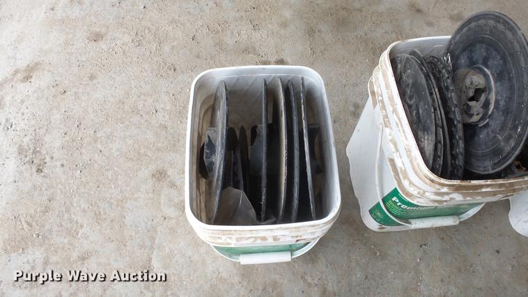 image for item DC3043 John Deere 7200 Max Emerge 2 planter