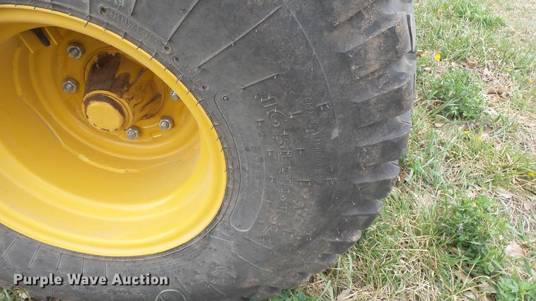 image for item DC3050 Vermeer BP8000 bale processor