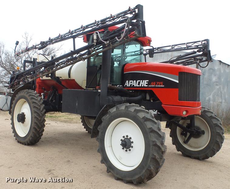 image for item DC3080 2010 Apache AS715 sprayer