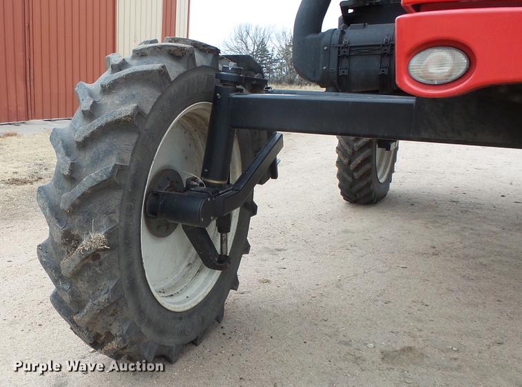 image for item DC3080 2010 Apache AS715 sprayer