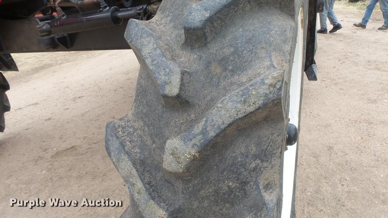 image for item DC3080 2010 Apache AS715 sprayer