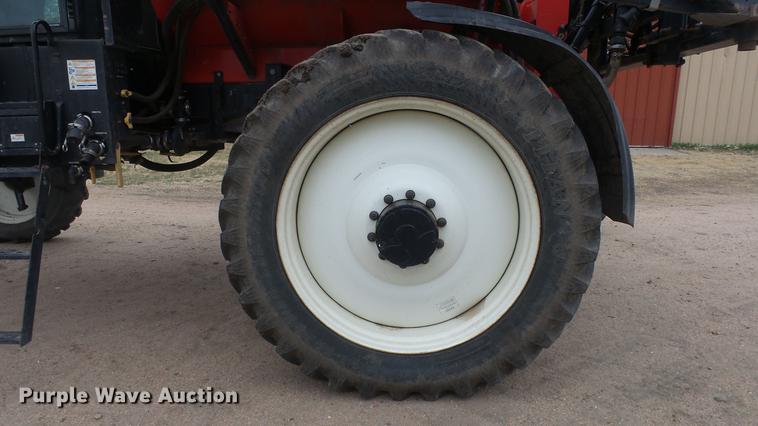 image for item DC3080 2010 Apache AS715 sprayer