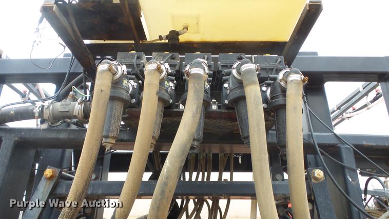 image for item DC3080 2010 Apache AS715 sprayer