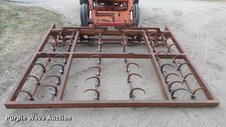 image for item DC3111 1970 International F1026 tractor