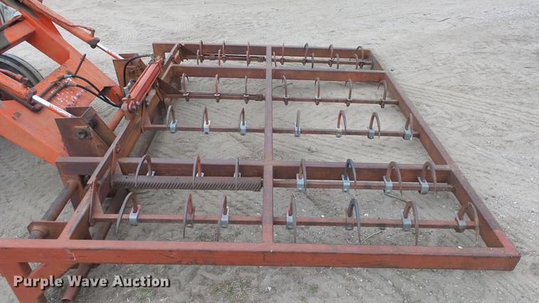 image for item DC3111 1970 International F1026 tractor