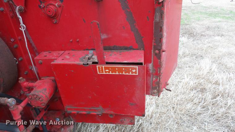 image for item DC3113 Gehl 170 feed mixer