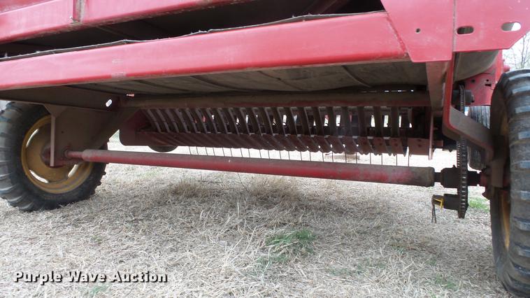image for item DC3114 New Holland 166 windrower inverter