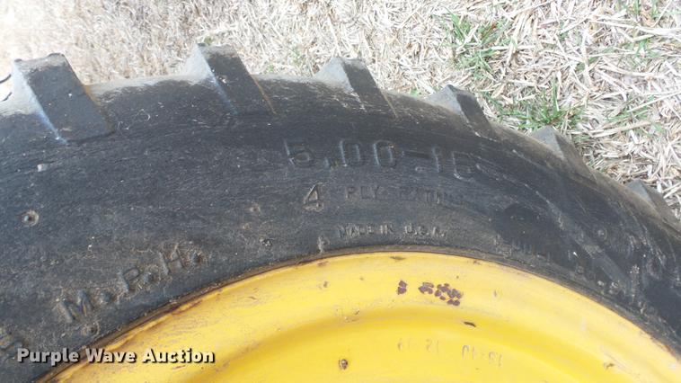 image for item DC3114 New Holland 166 windrower inverter