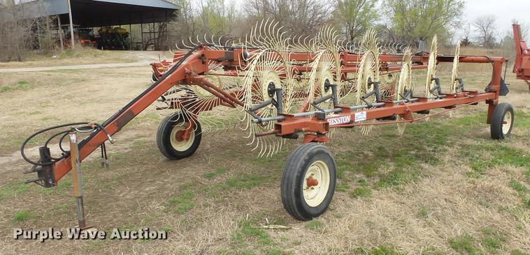 image for item DC3115 Hesston 3983 hay rake