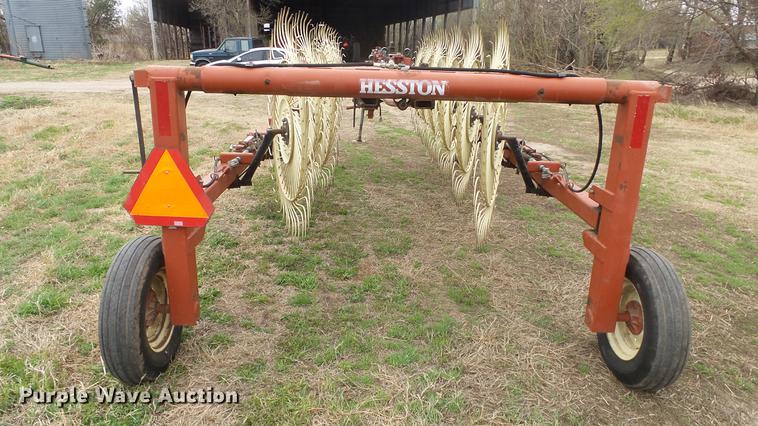image for item DC3115 Hesston 3983 hay rake