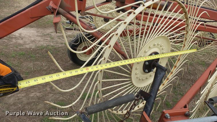 image for item DC3115 Hesston 3983 hay rake