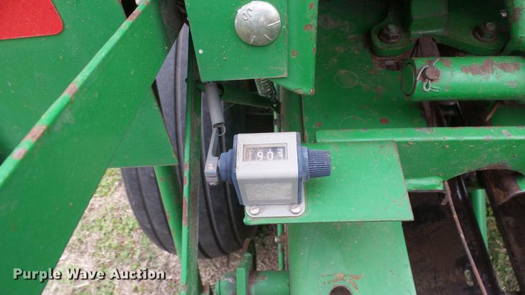 image for item DC3116 1997 John Deere 348 square baler